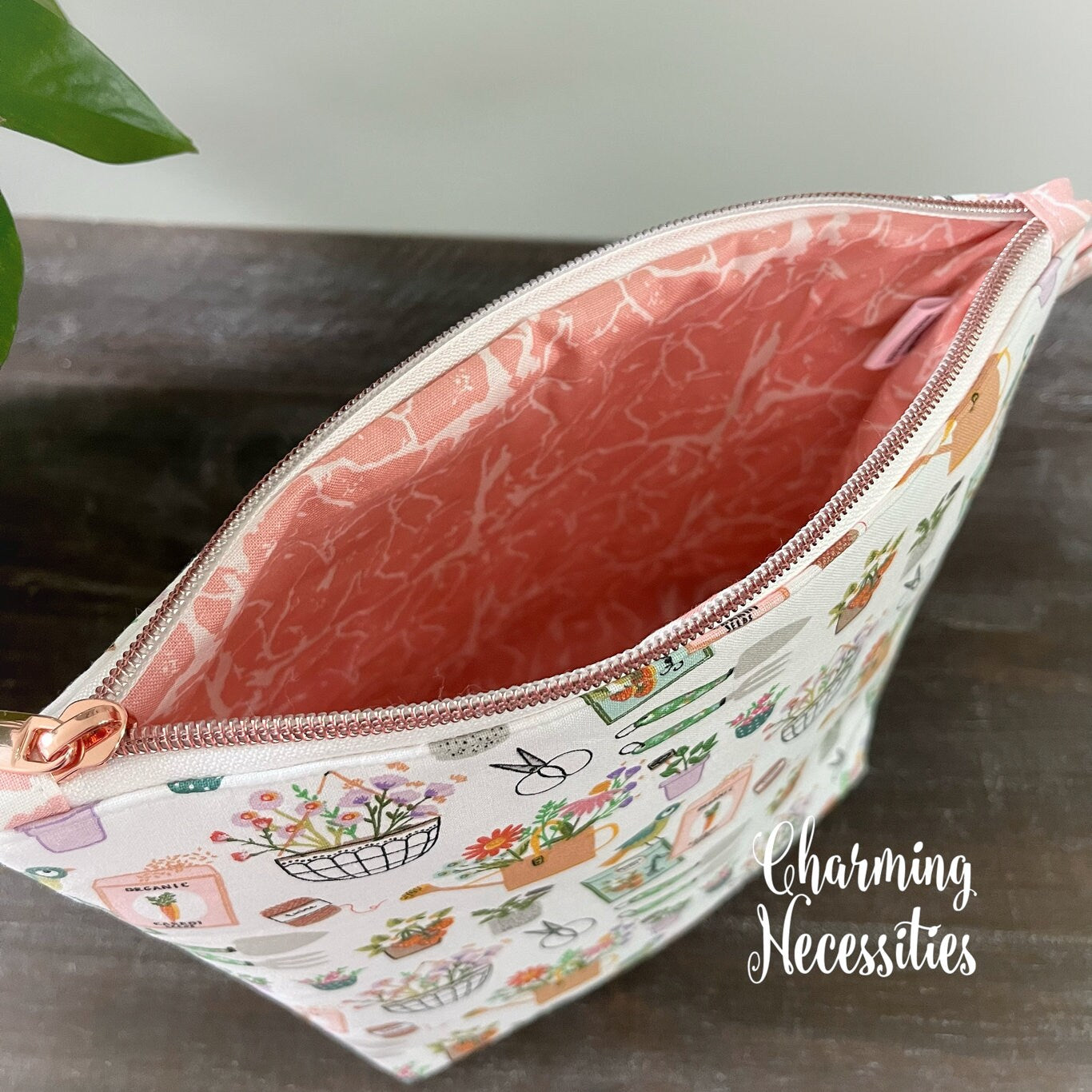 Small Zipper Knitting Bag, Gardening Themed Sock Project Bag Tote