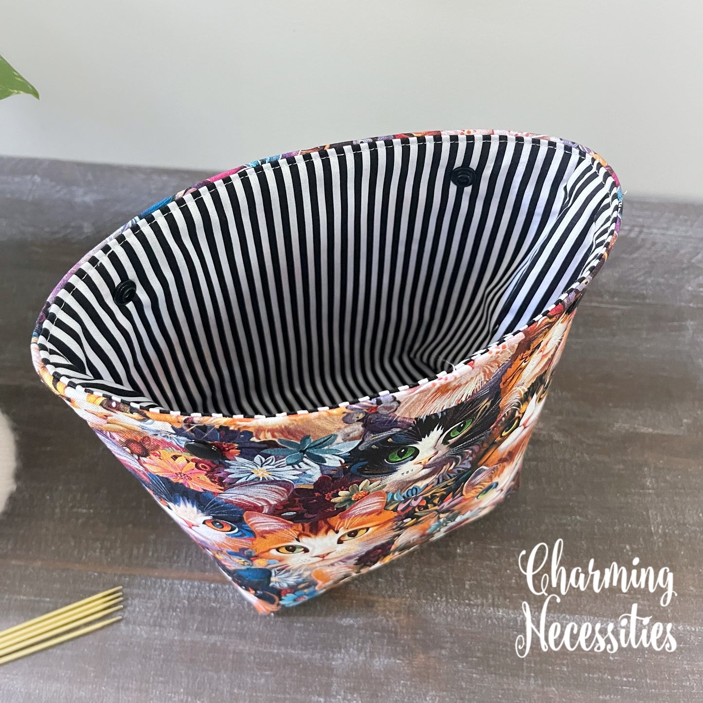 Small Snap Project Bag, Calico Cats, Crochet Sewing Pouch