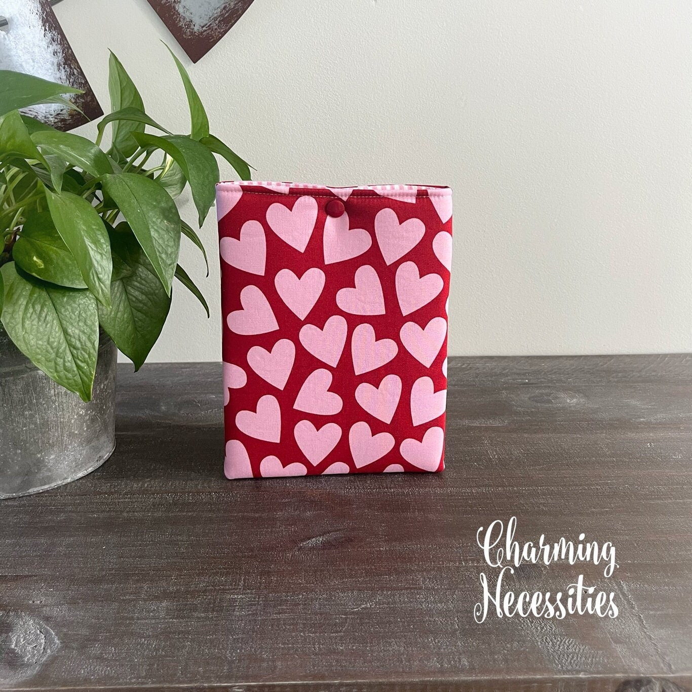 Padded Book Sleeve Kindle Sleeve Cover, Valentines Day Large Hearts Pink and Red, Gifts for Book Lovers